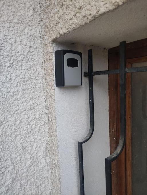 Le Petit Cocon Apartment Montbozon Exterior foto